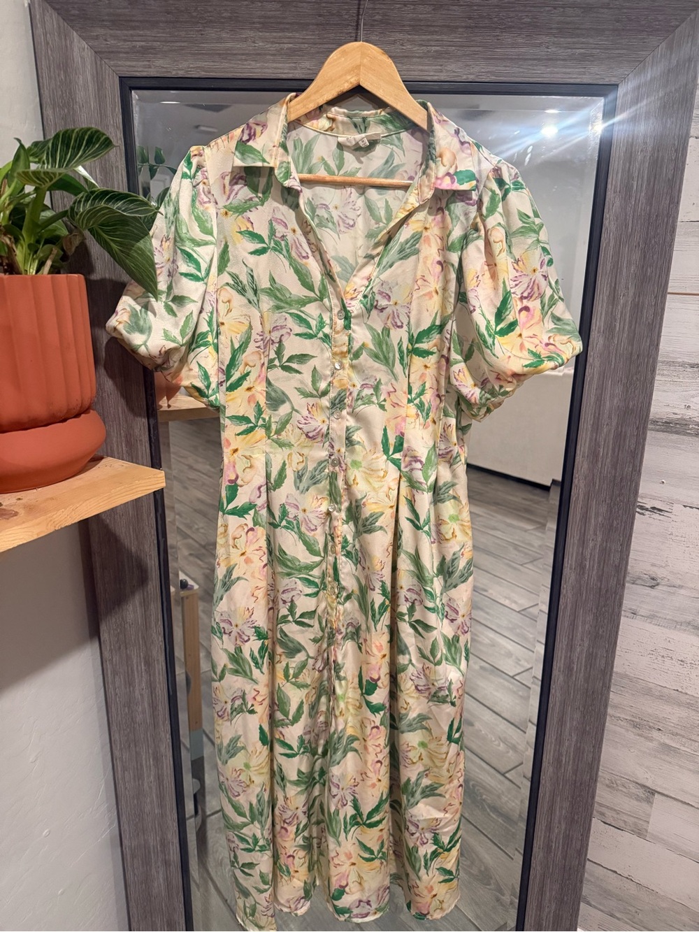 Floral Button-Front Midi Dress in Cream and Green